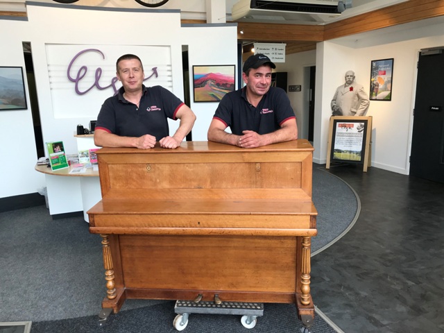 Piano movers Oxfordshire