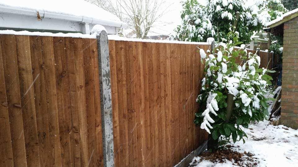 Seasonal Challenges for Fence Erectors