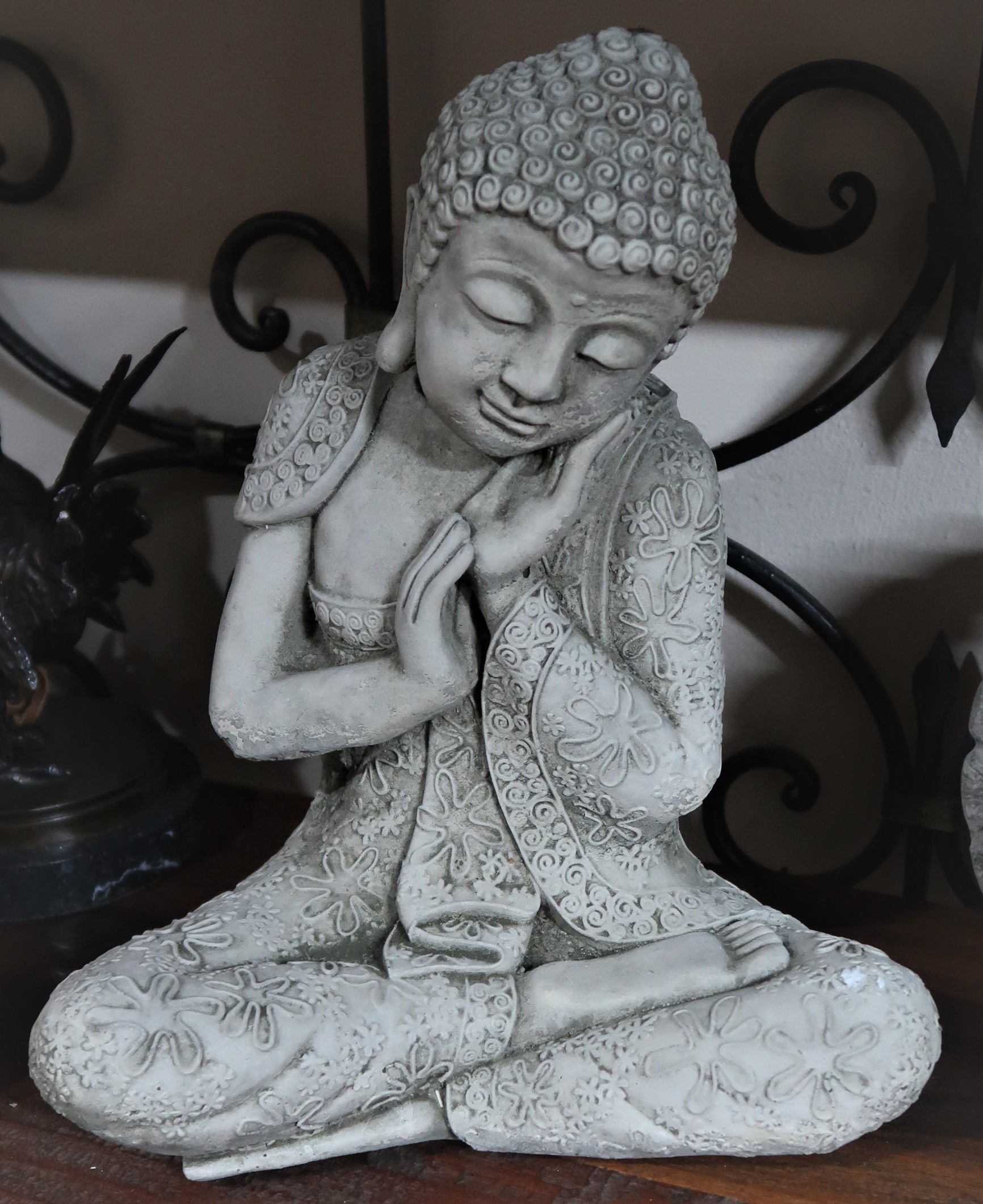Resting Buddha for your garden.