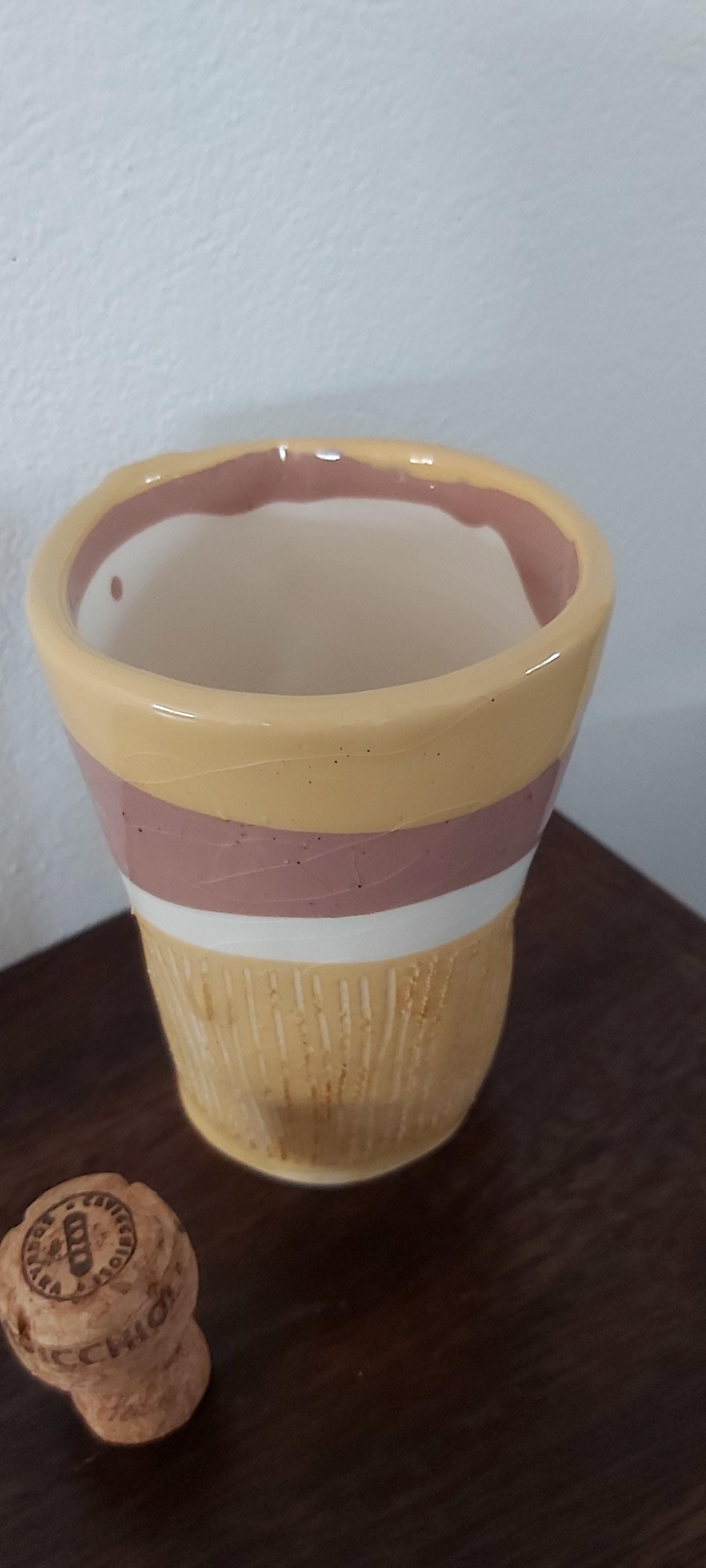 Earthenware beaker/vase