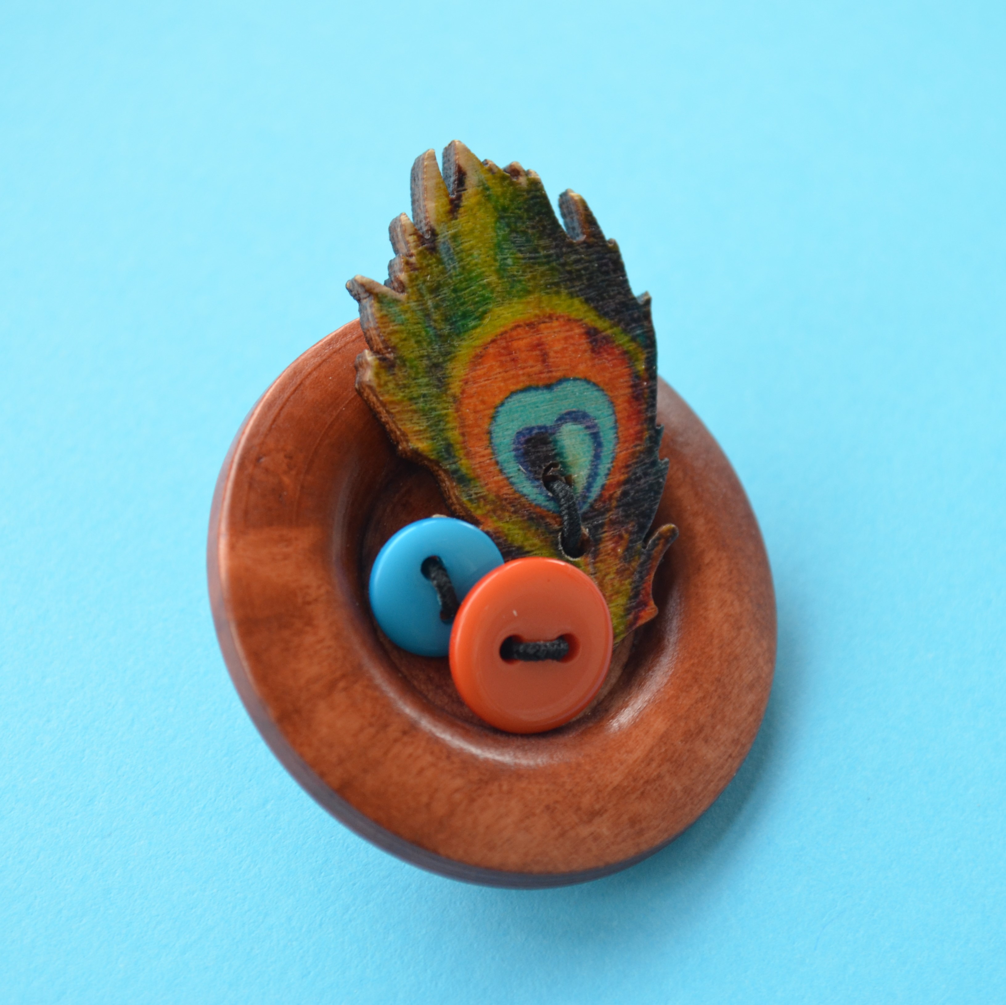 Peacock Feather Wooden Button Brooch