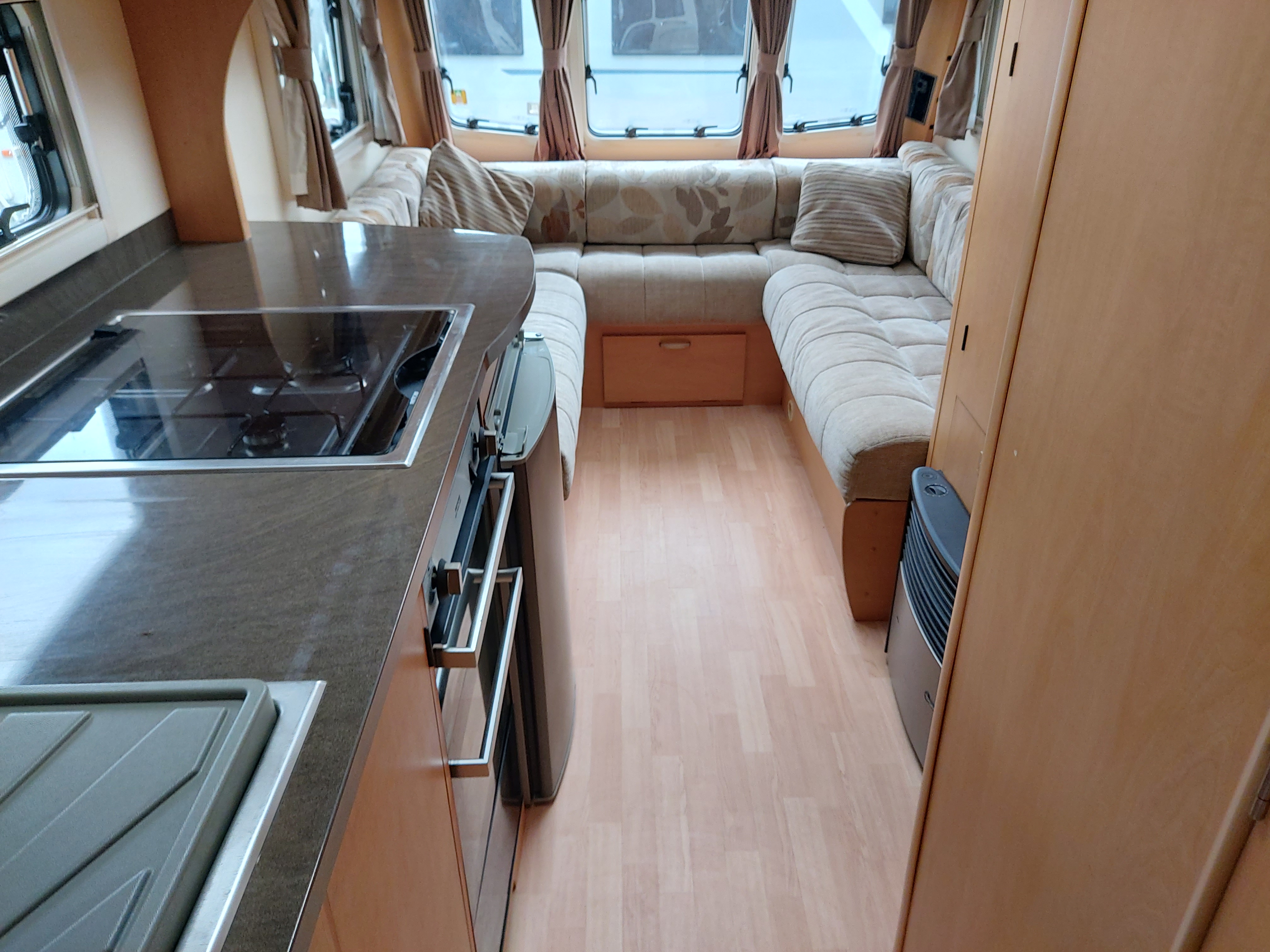 2010 Bailey Olympus 525 5 Berth Caravan, Motor Mover