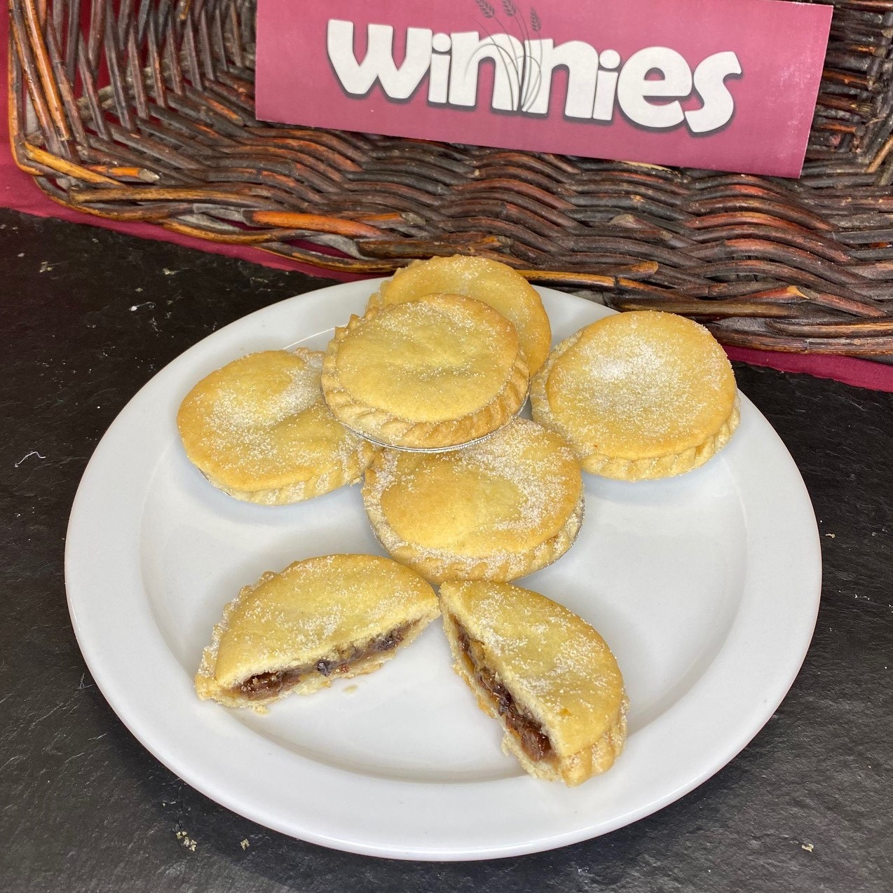 SIX MINCE PIES