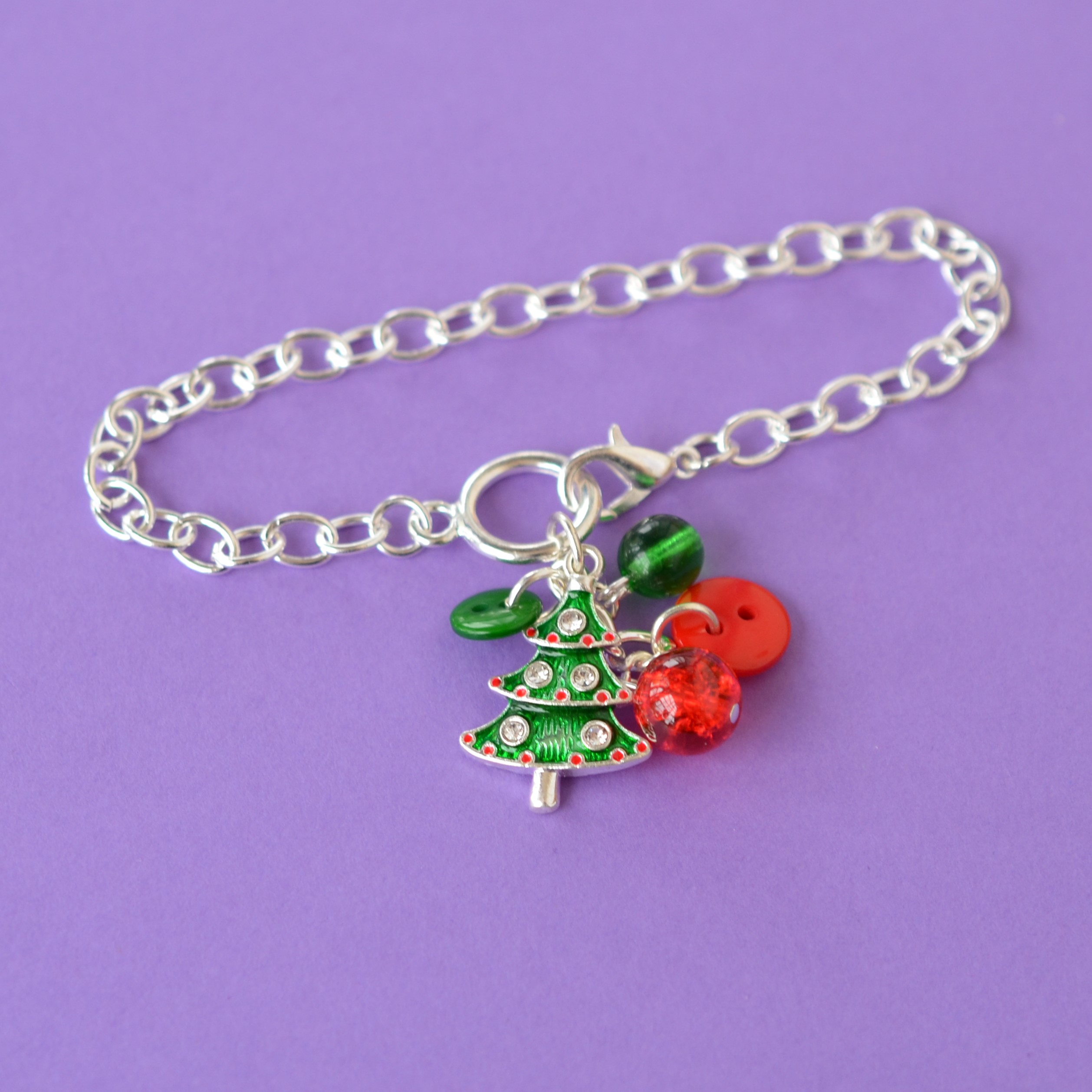 Red & Green Christmas Tree Cluster Button Charm Bracelet