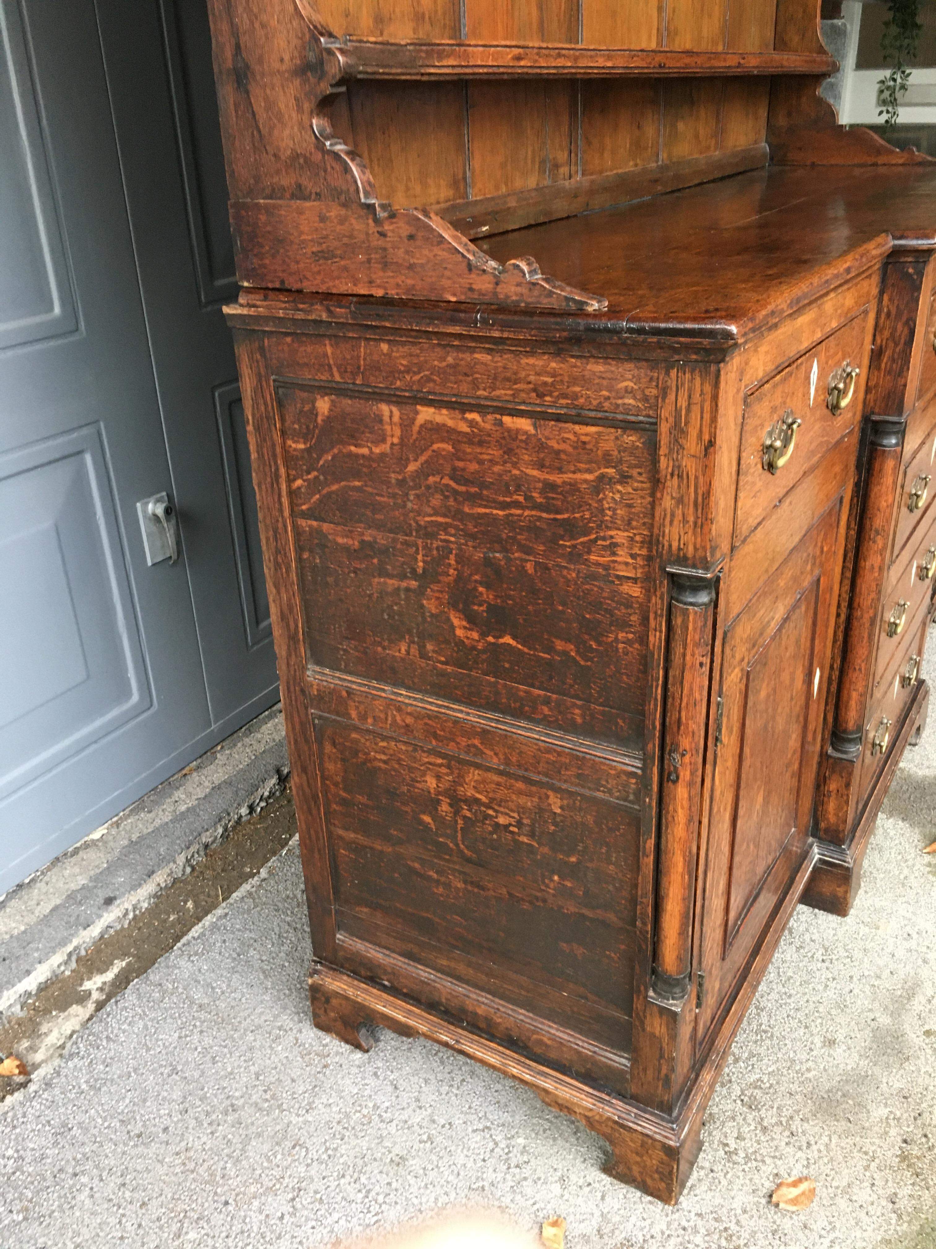 19th Century Breakfront Oak Dresser with 6 Drawers