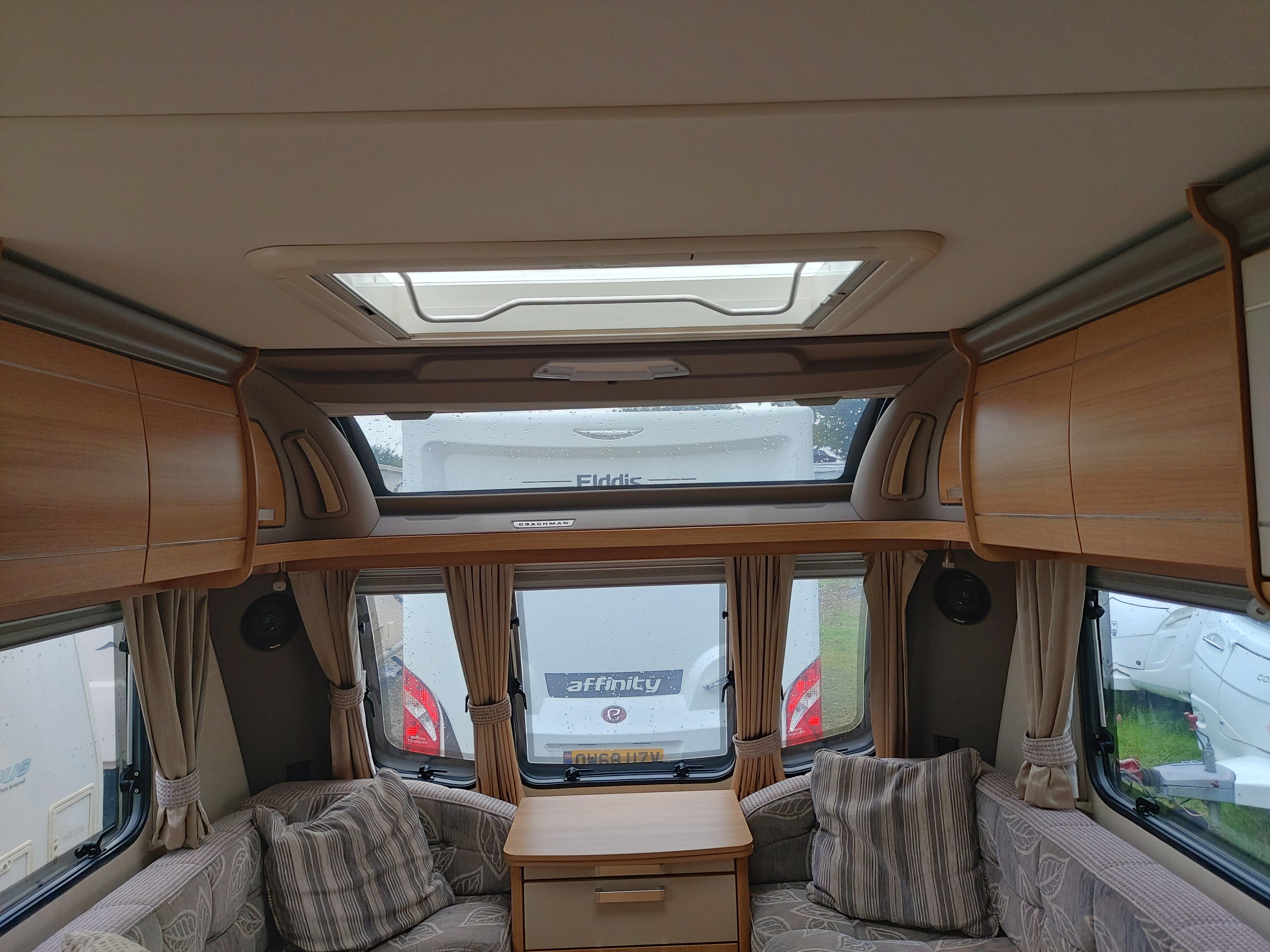 2012 Coachman VIP 560 4 Berth End Washroom Caravan Motor Mover