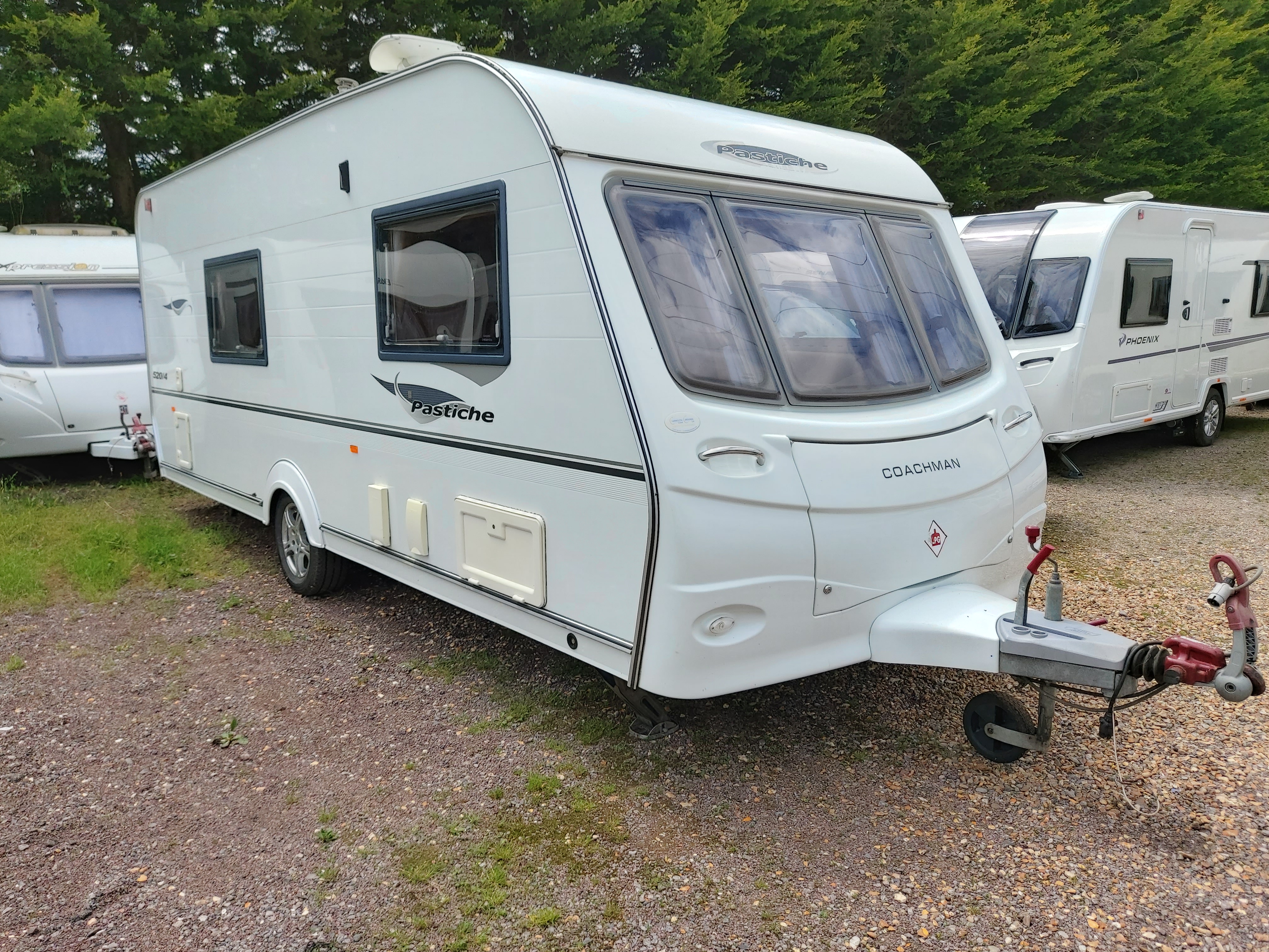 2008 Coachman Pastiche 520 4 Berth Side Dinette End Washroom Caravan