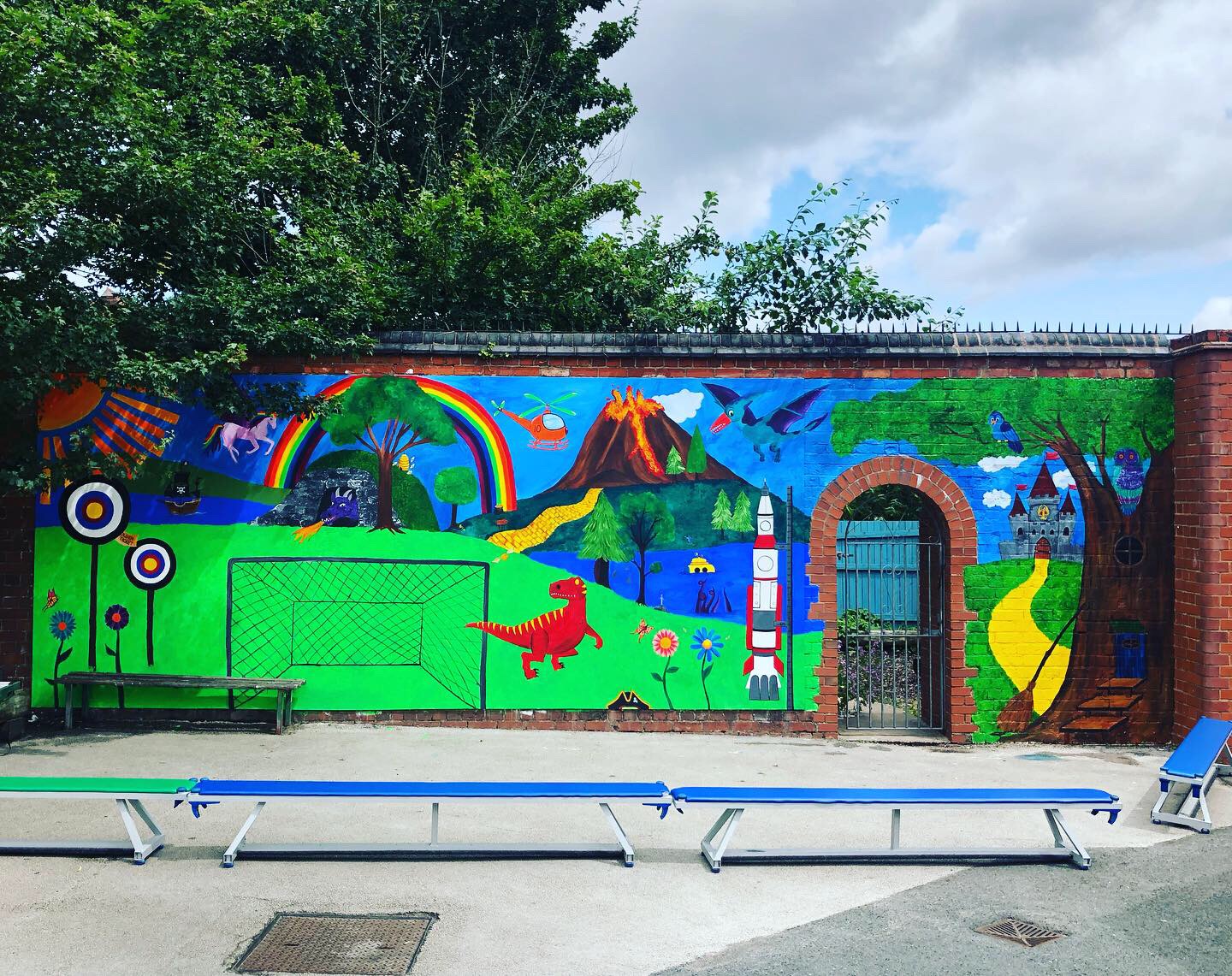 The finished Story Time Mural at Harborne Primary School