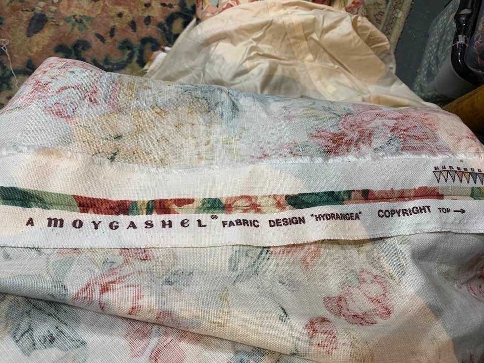 2 Pairs Vintage Mogayshel 'Hydrangea' Goblet Pleat Curtains