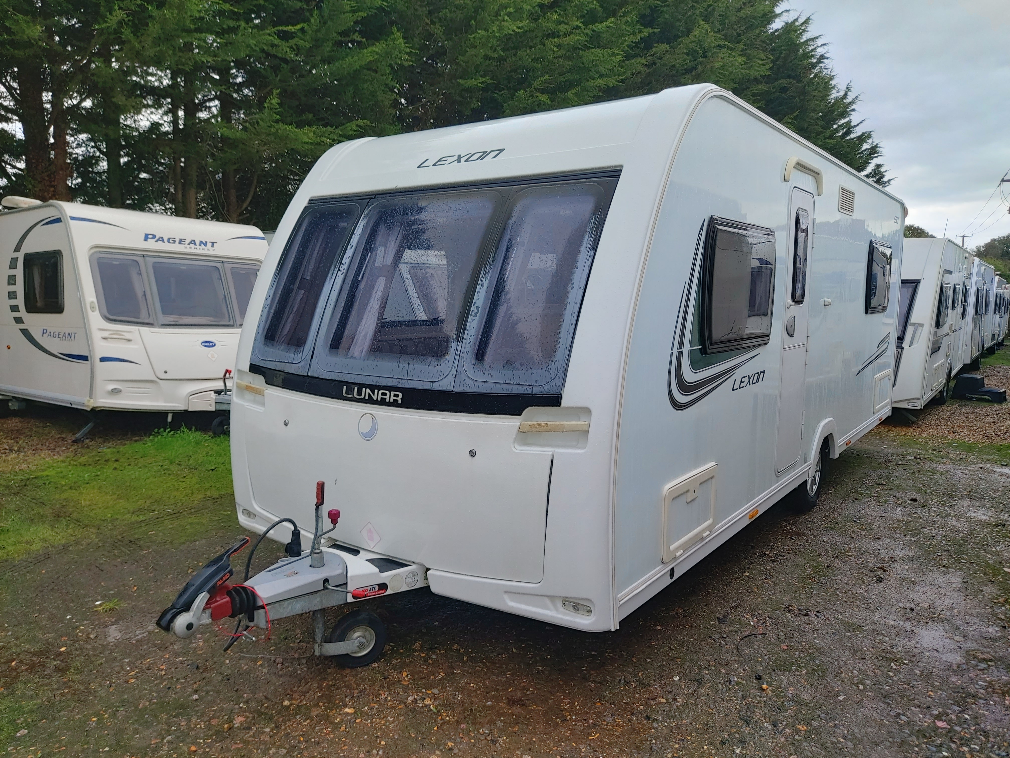 2013 Lunar Lexon 530 4 Berth Fixed Berth Caravan Motor Mover