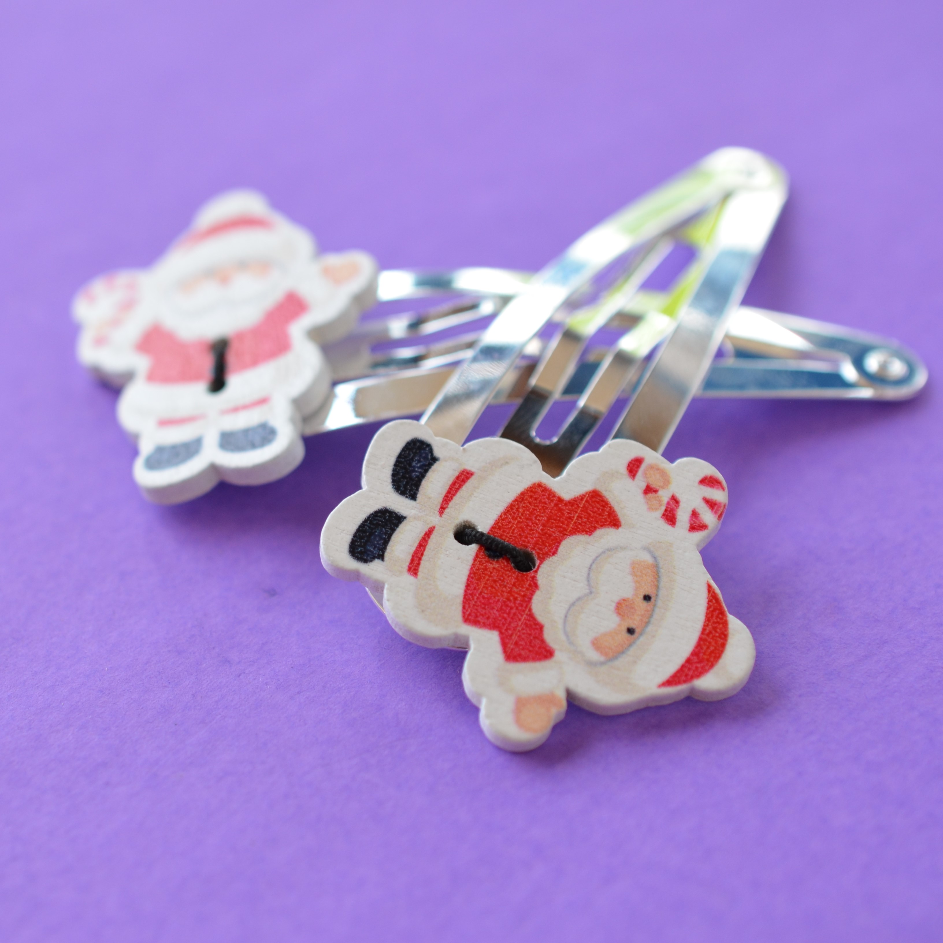 Father Christmas Santa shaped Wooden Jumbo Button Hair Clips