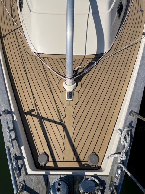 Yacht side decks