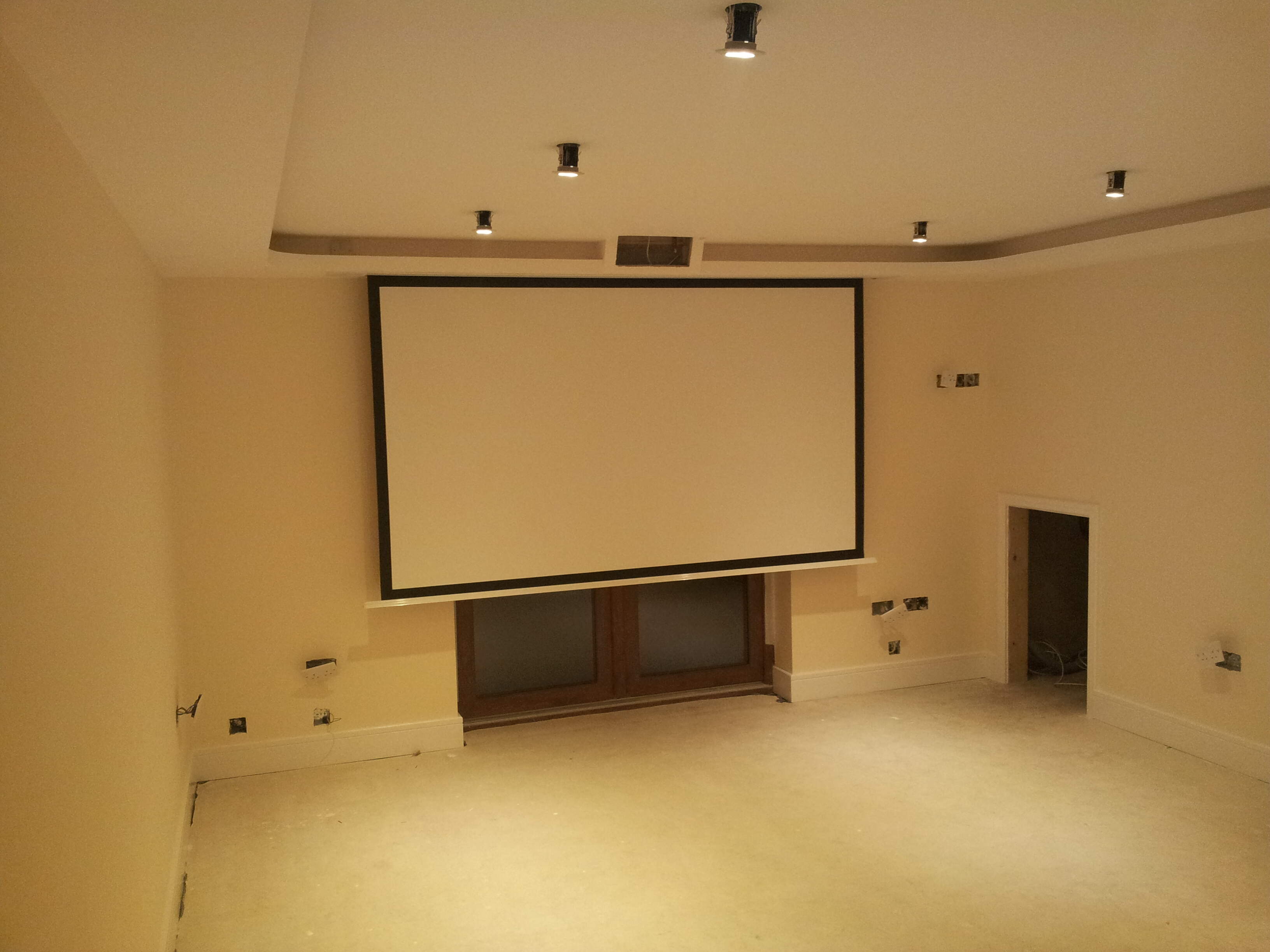 Final setting up of the 9 foot screen