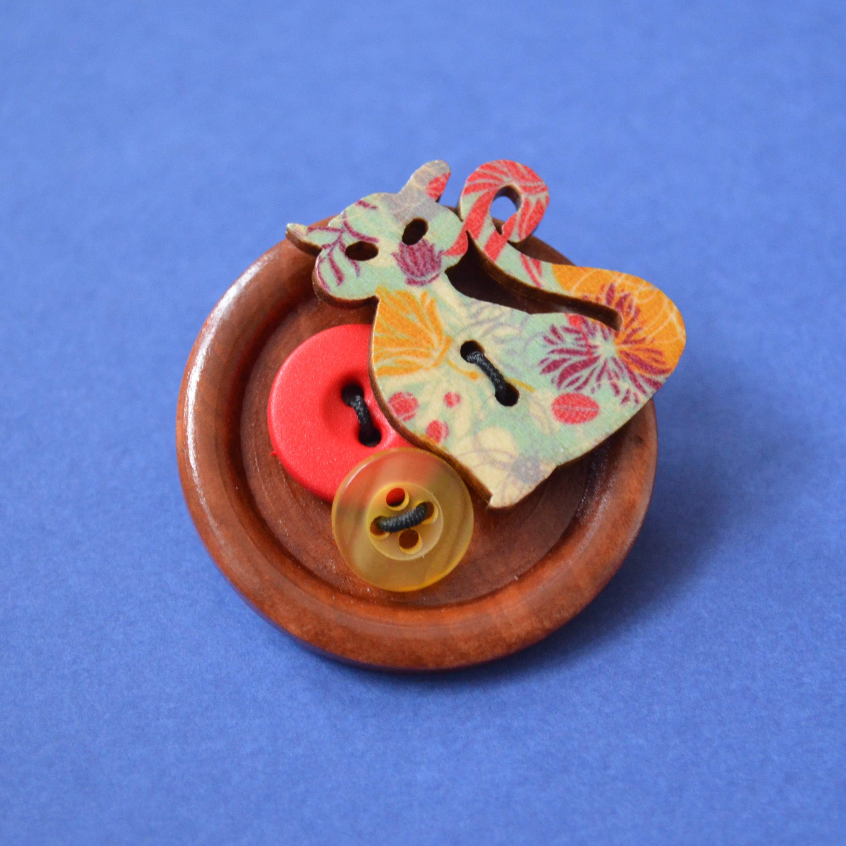 Cat Wooden Button Brooch