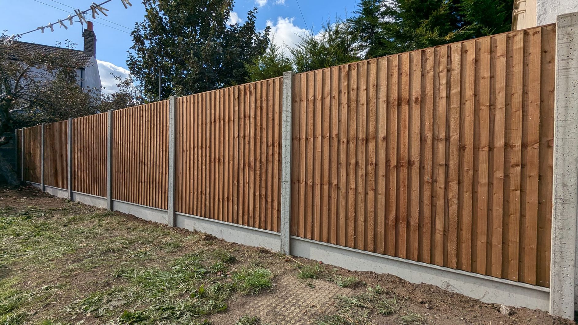 Navigating Material Shortages: How Medway Fence Building Companies Adapt to Supply Chain Challenges