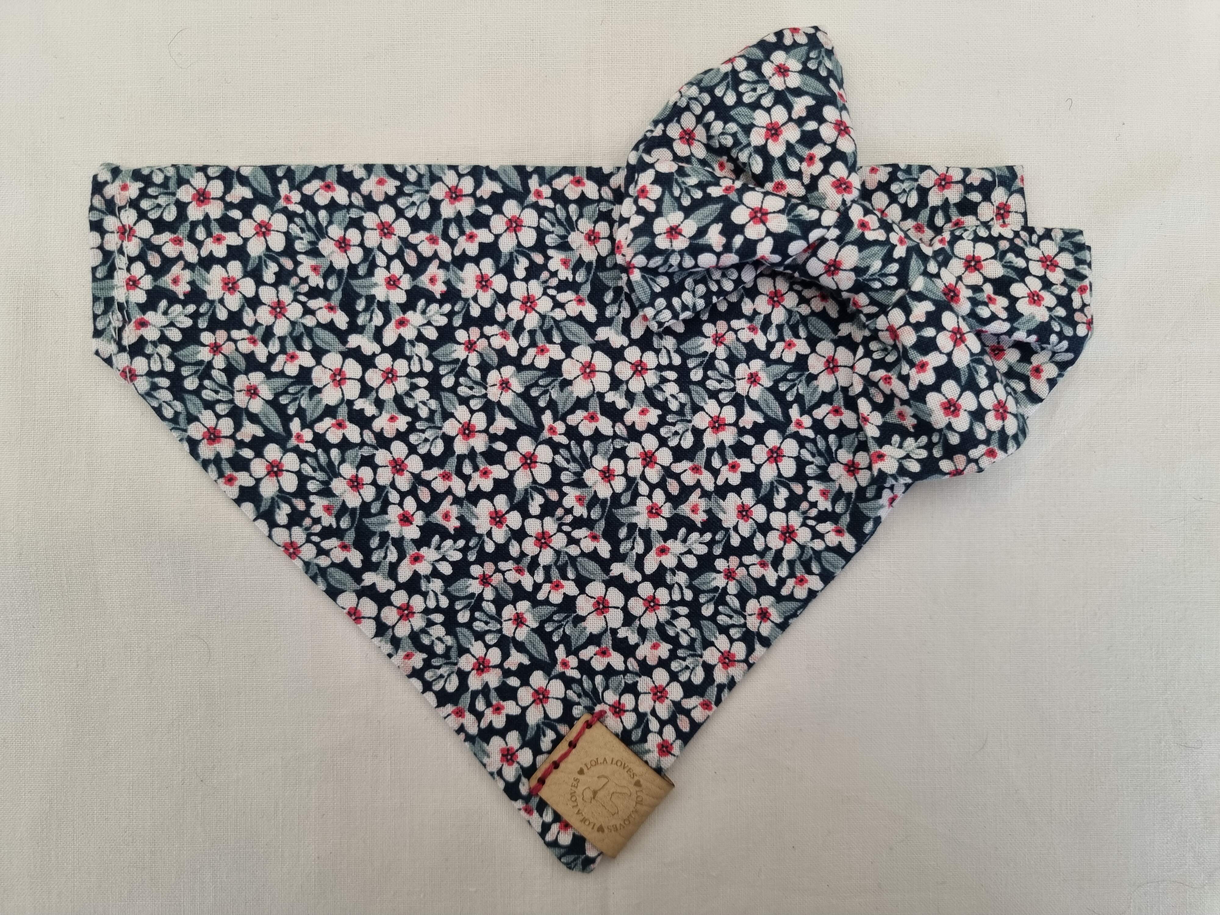 Ditsy Floral Collar Bandana