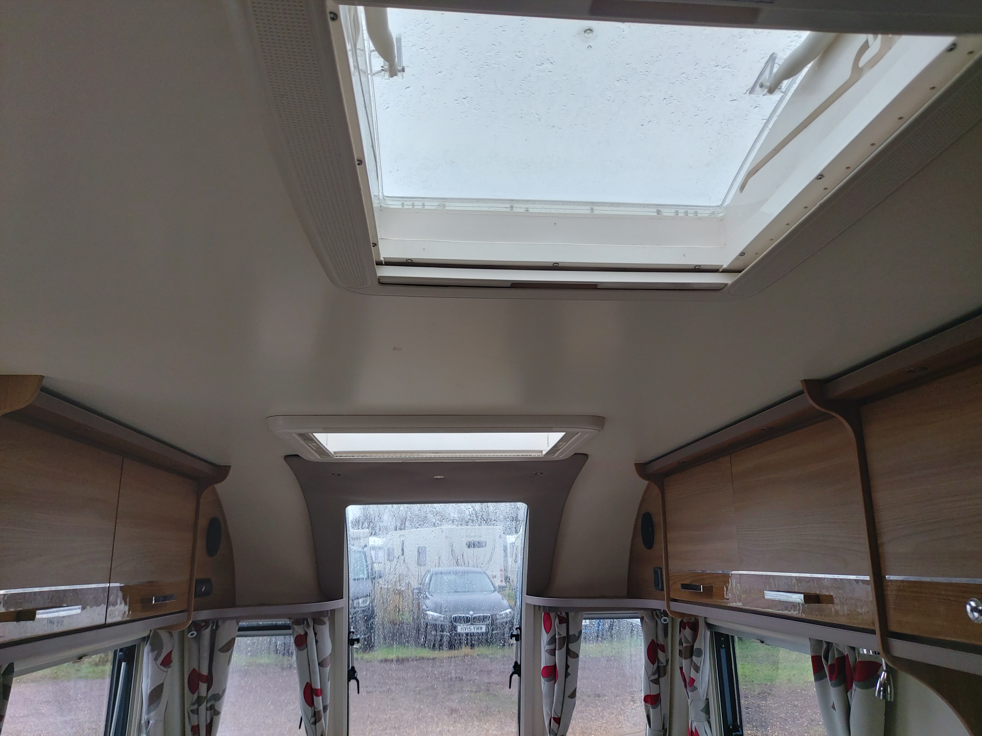 2016 Bailey Pegasus Ancona 5 Berth Fixed Bunks Side Dinette Caravan