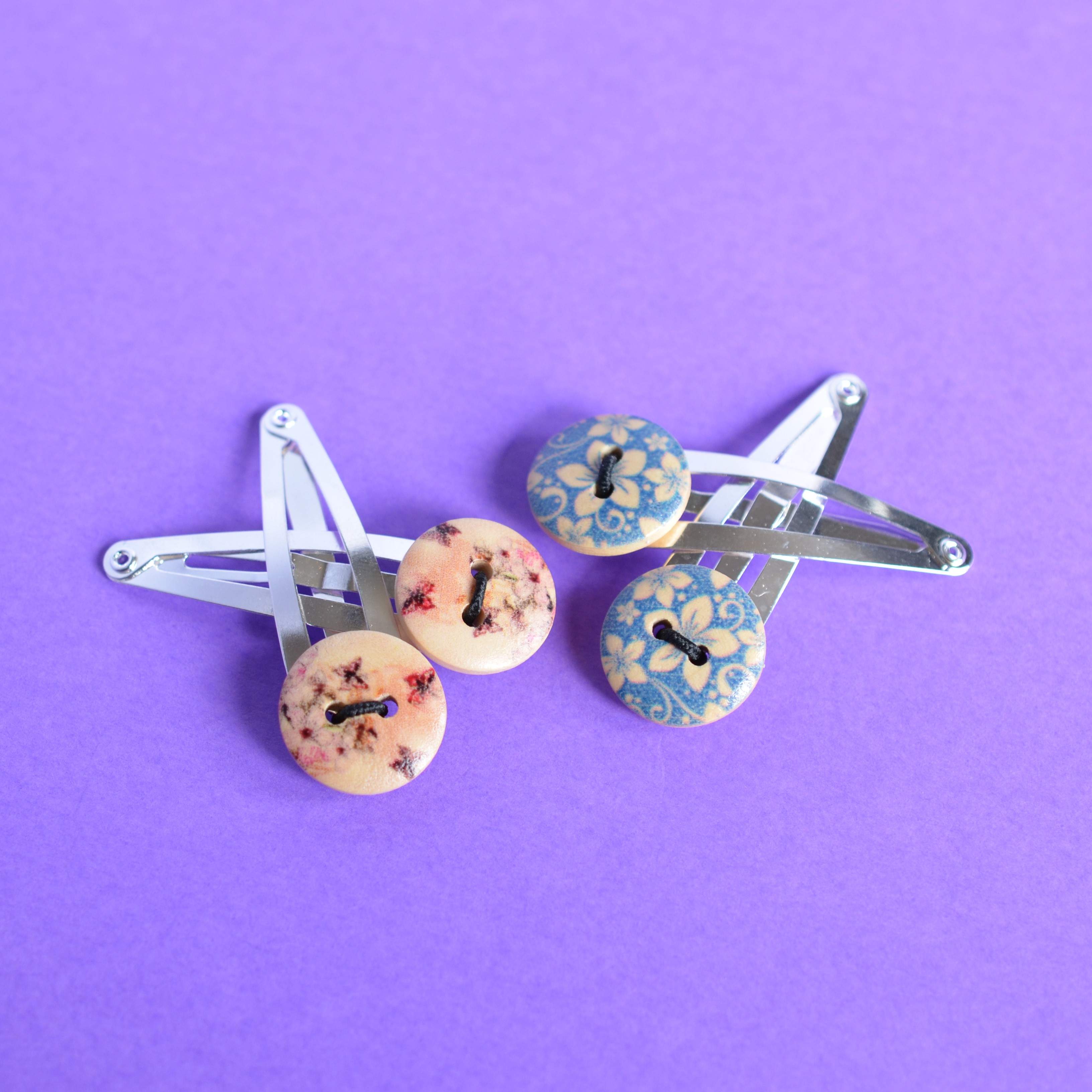 Patterned Wooden Pair Button Hair Clips