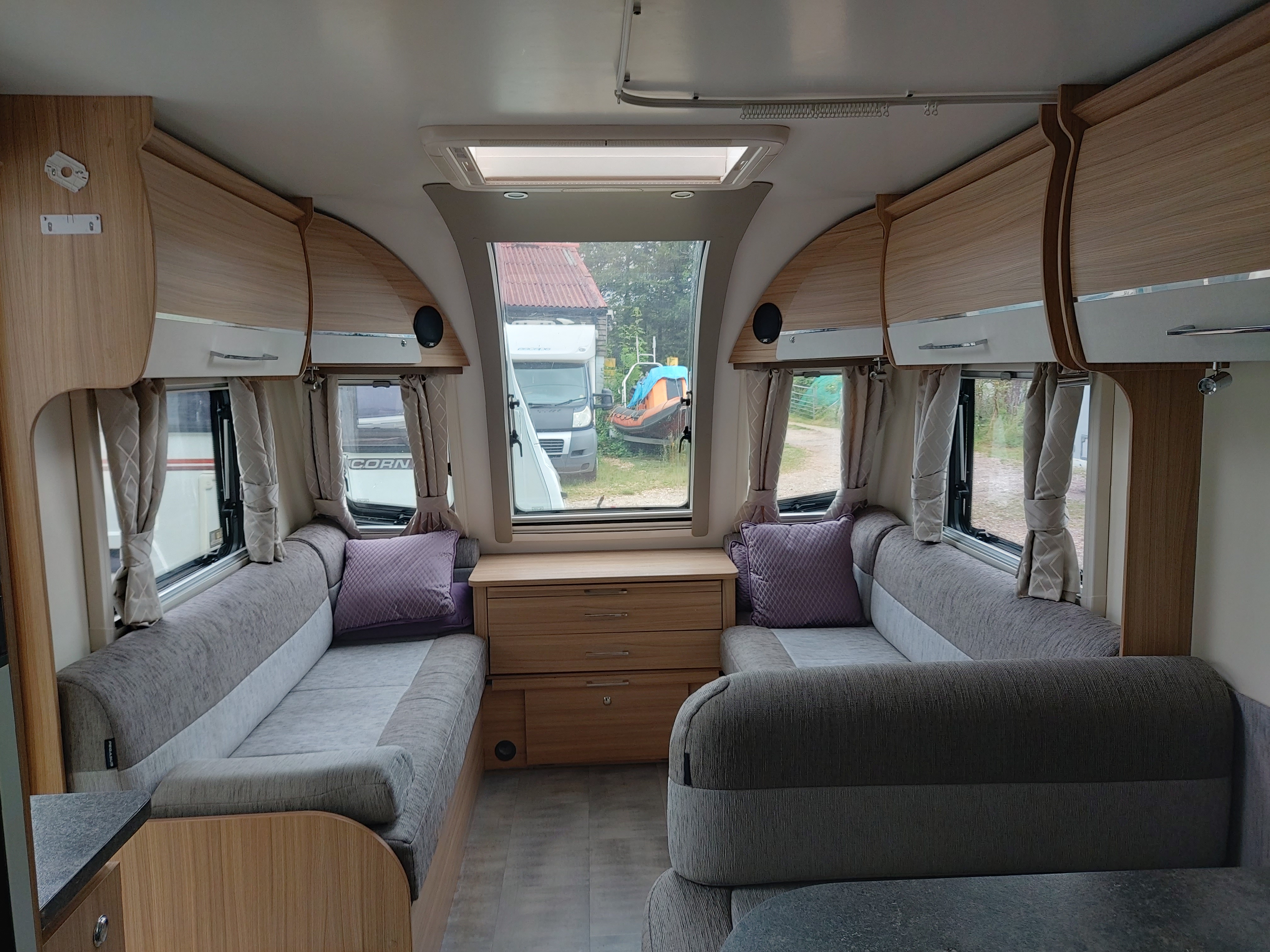 2021 Bailey Pegasus Grande SE Turin 6 Berth Fixed Bed Twin Axle Caravan, Solar