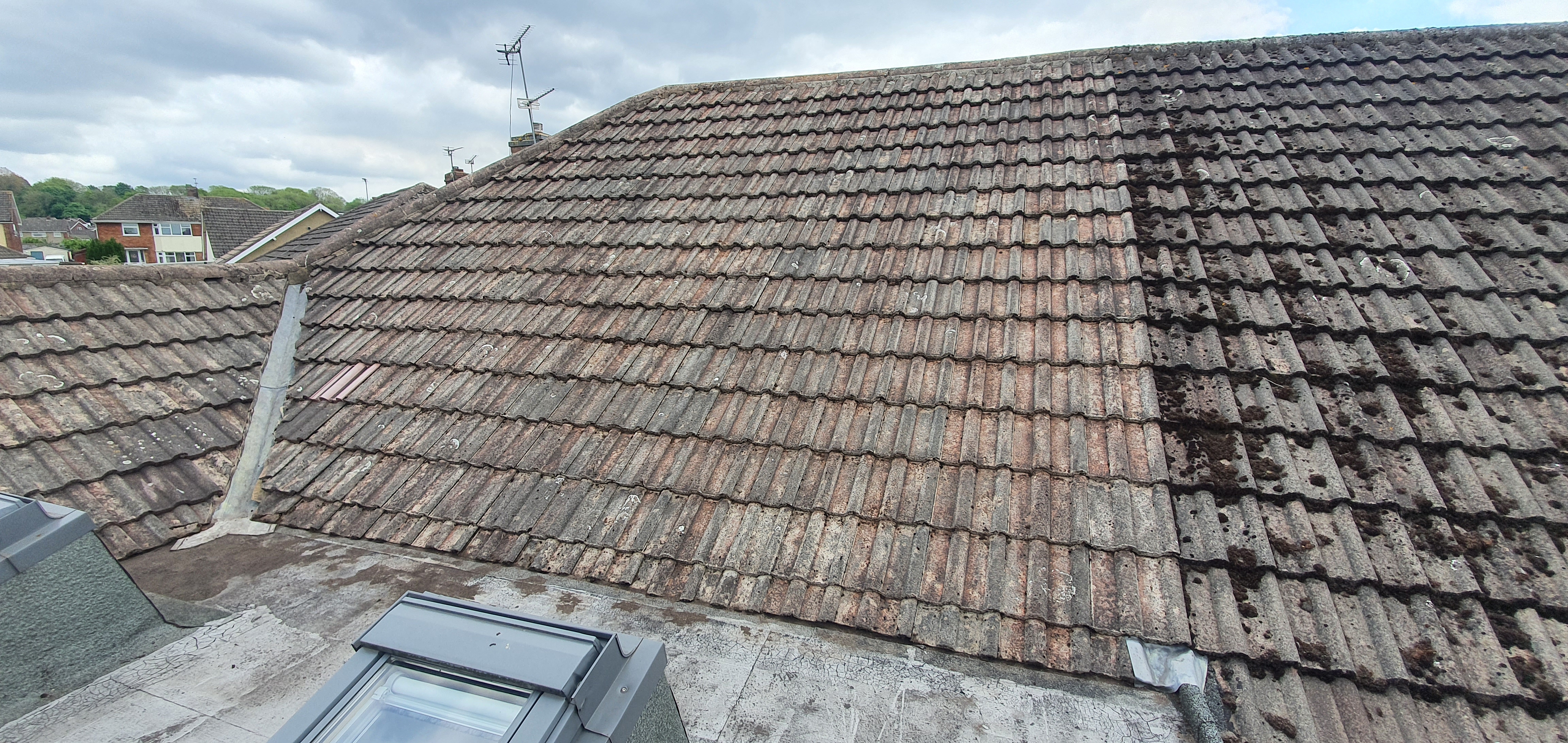 Roof Cleaning Scunthorpe - Moss Removal - Softwashing Scunthorpe