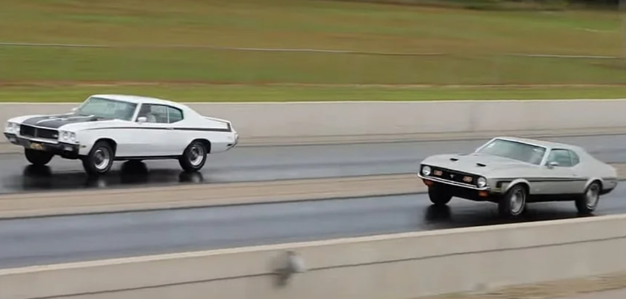 1970 Buick GSX Drag Races 1971 Ford Mustang Cobra Jet, Someone Gets Walked