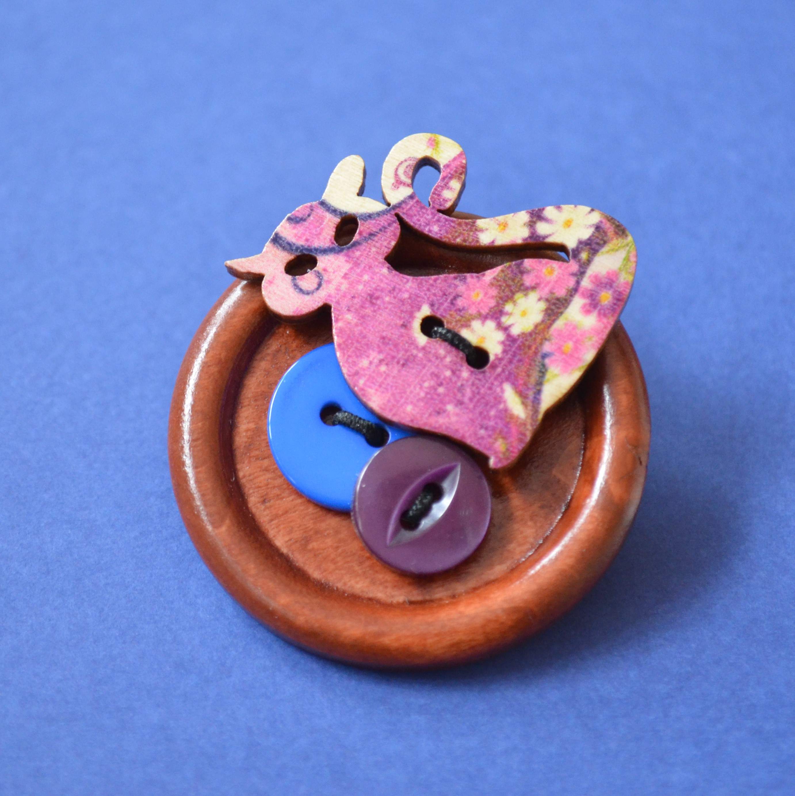 Cat Wooden Button Brooch