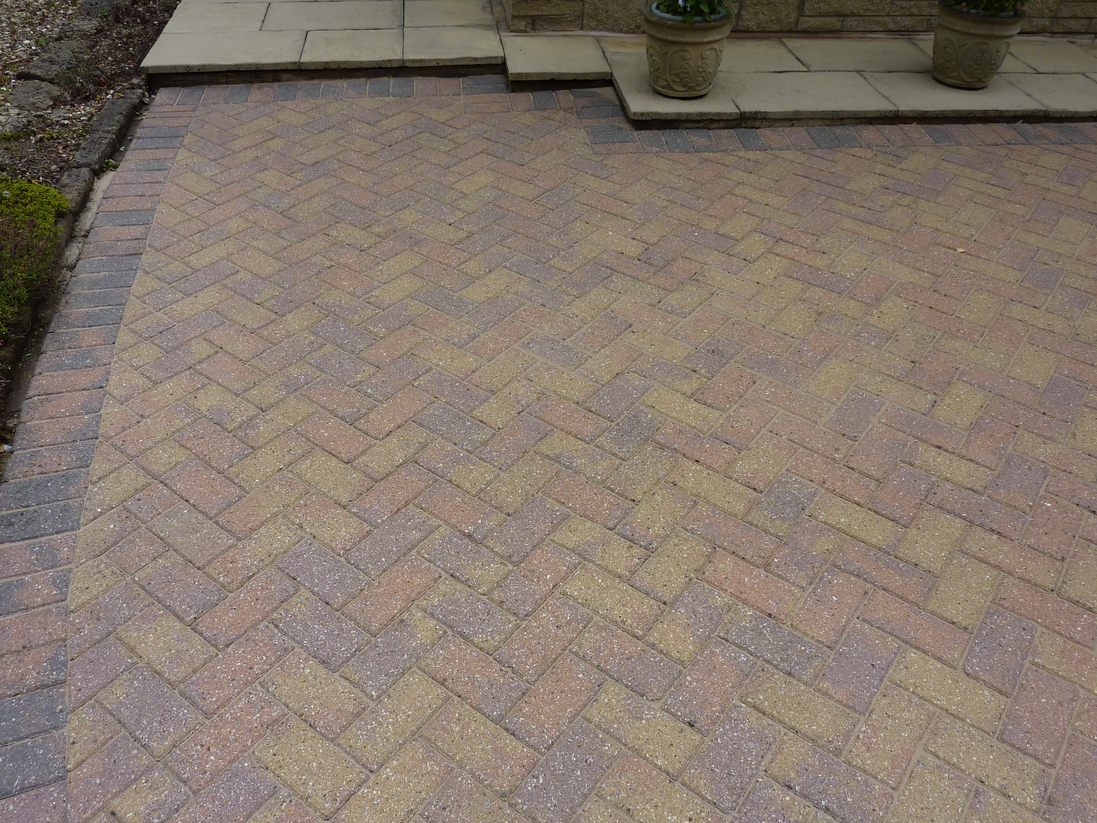 block paving cleaned scunthorpe area