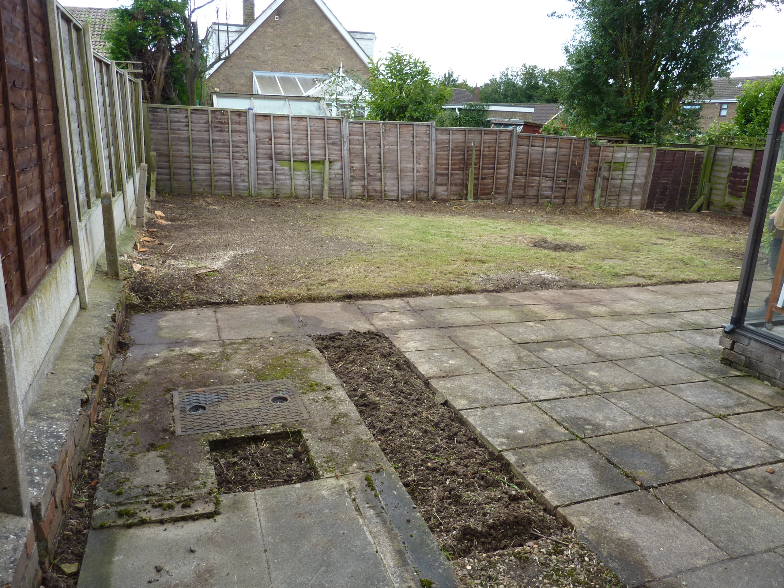 cleared untidy garden ashby scunthorpe