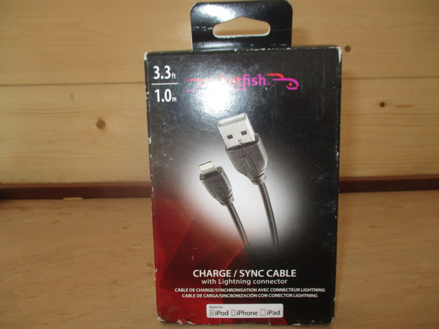 Rocketfish - 3.3' Lightning USB Charge/Sync Cable - Black