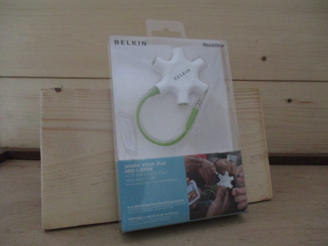 Belkin Rockstar Multi 5-Way Splitter for Headphone - White