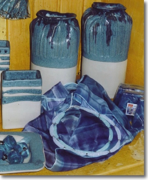 Matching textile gifts and pottery gifts
