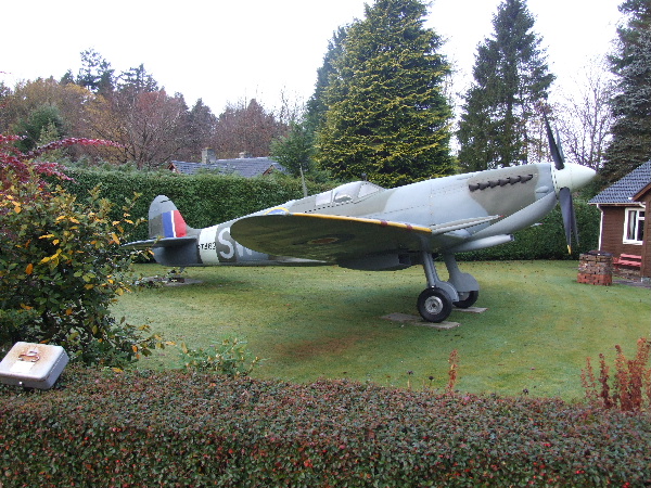 A replica Spitfire in Moffat