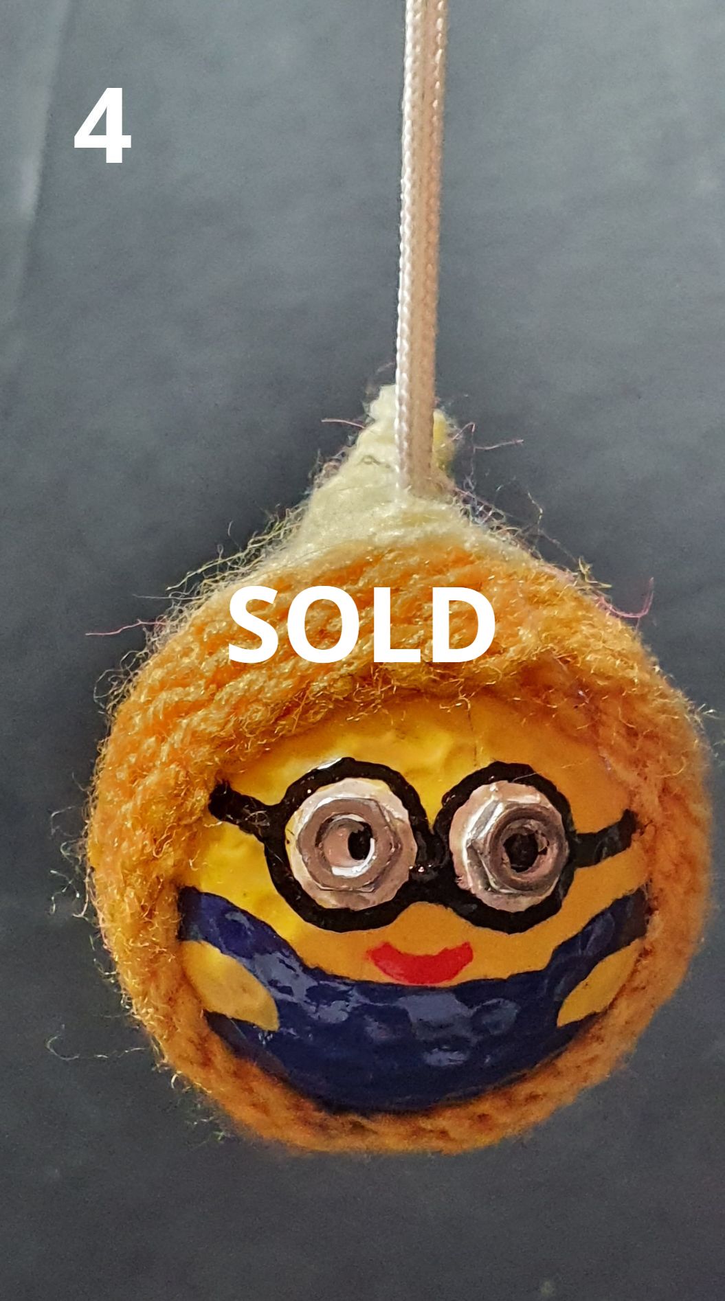 Golfie Minion-style Keyring