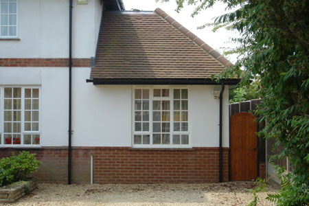 Single storey side extension